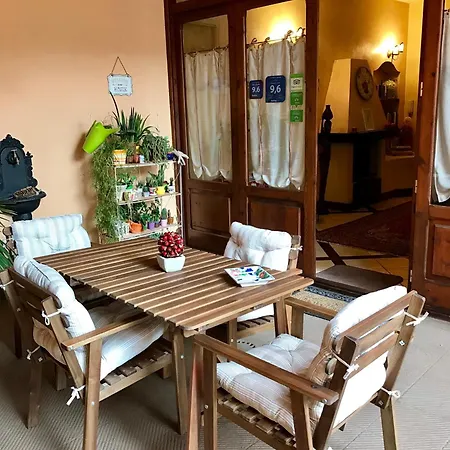 Le Sorelle Oda ve Kahvaltı 4*