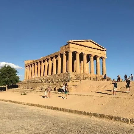 Le Sorelle Panzió