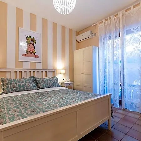 Le Sorelle Bed & Breakfast 4*